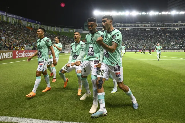 Parten los Esmeraldas a Mundial de Clubes