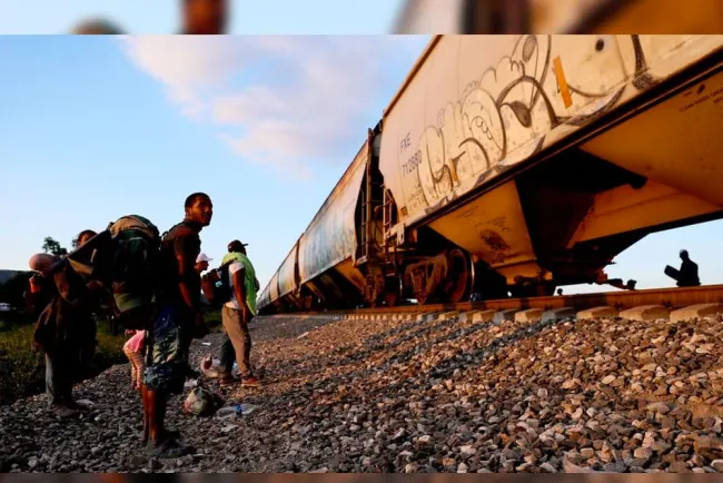 Reconoce gobierno federal que migración aumentó un 31%