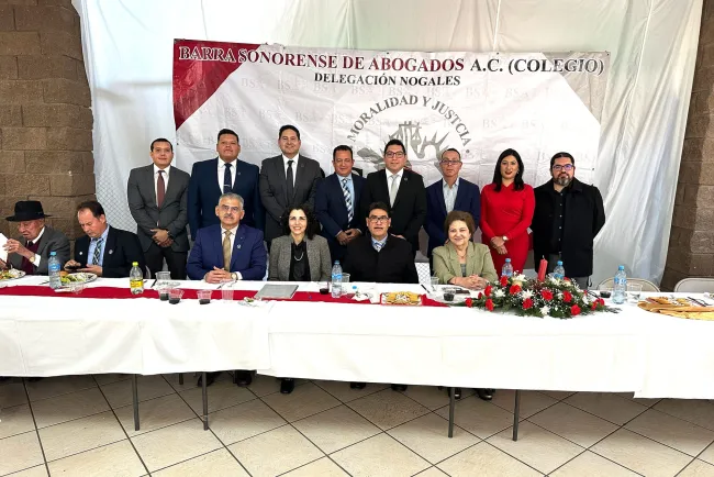 Realizan cambio de mesa directiva de Barra Sonorense de Abogados
