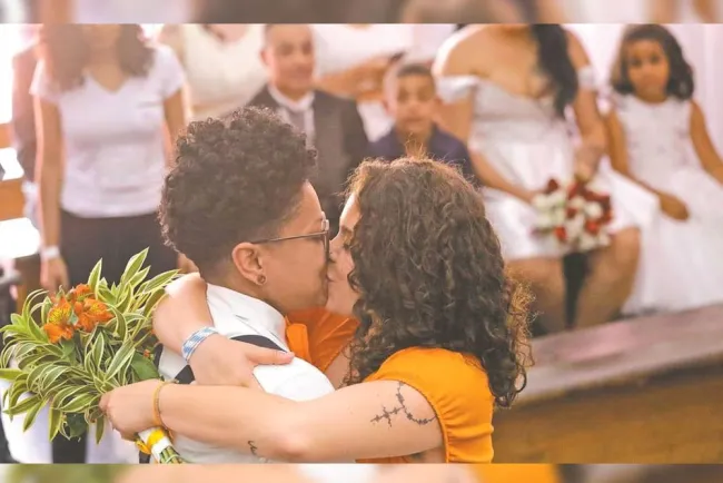 Acepta el Vaticano bendición de parejas homosexuales sin considerarlas matrimonio