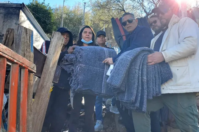 Apoya la UMPC a familia damnificada por incendio