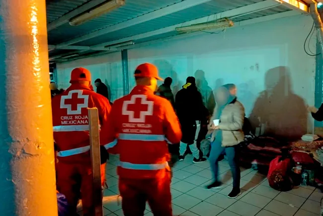 Acobija Cruz Roja a migrantes