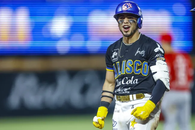 Serna se lleva Novato del Año