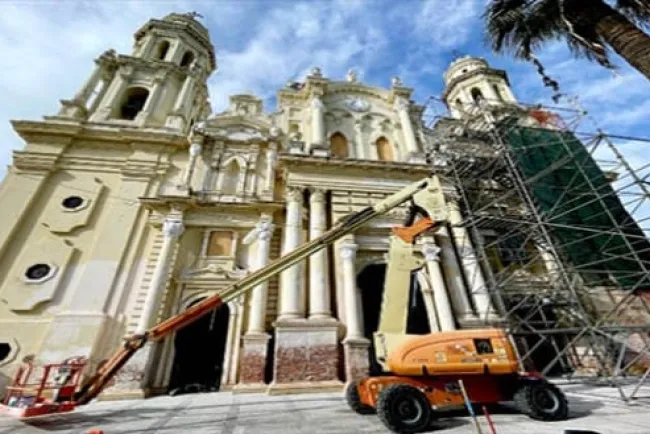 Proyecta Cecop rehabilitación de Catedral de Hermosillo y mercados de Guaymas y Navojoa