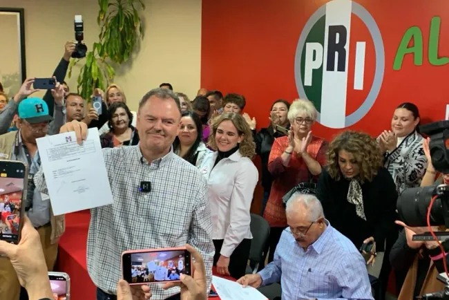 Busca Ernesto Gándara candidatura a diputación federal