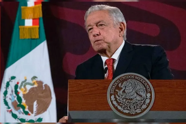 Busca AMLO desaparecer "todos" los organismos autónomos