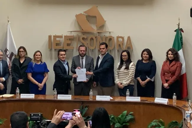 Entregan PRI y PAN solicitud de coalición en Sonora, PRD en duda