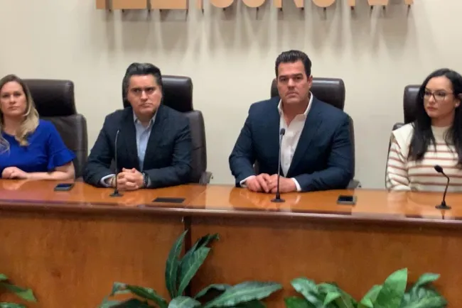 Al menos 58 candidaturas a alcaldías y 16 diputaciones pudieran ir en coalición PRI-PAN