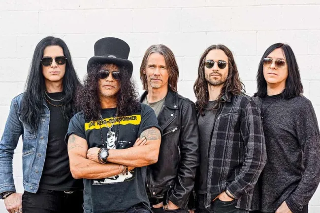 Slash es el torbellino del rock