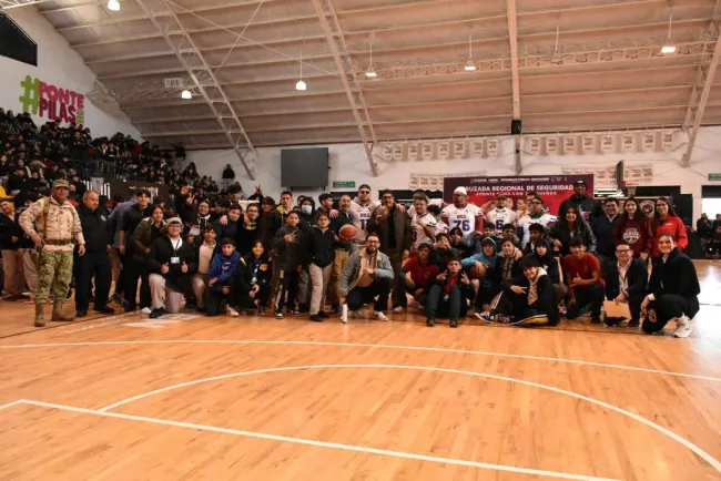 Más de 3 mil jóvenes asisten a Cruzada Regional por la Seguridad