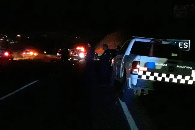 Despojan a taxista de su vehículo