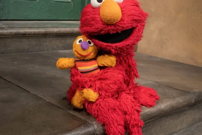 Elmo rompe el Internet con pregunta a usuarios de X