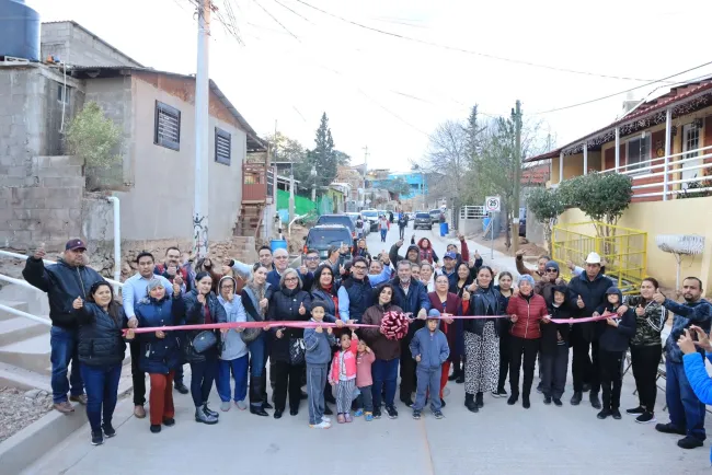Entrega Alcalde tres calles Pavimentadas en Las Torres