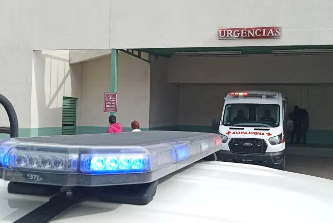 Internan a jóvenes por atropellamiento por maniobras peligrosas