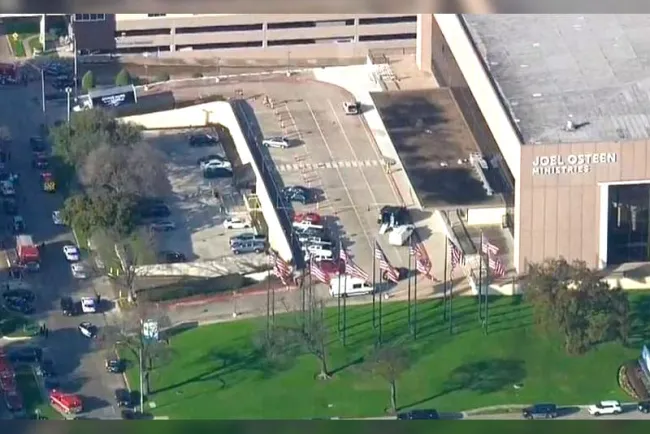 Deja tiroteo en iglesia de Texas a dos heridos; abaten a atacante, era mujer