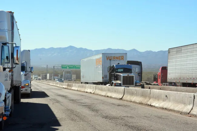 Fallas en plataforma de la Aduana genera incertidumbre a transportistas