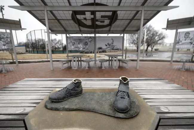 Detienen a ladrón de estatua