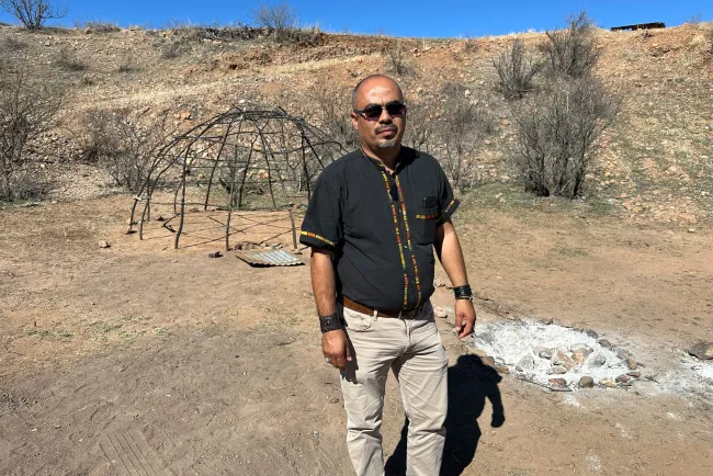 Realizan apaches ceremonia de sanación