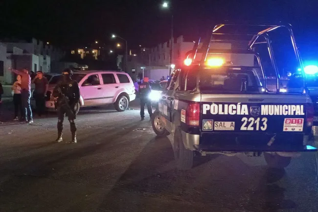 Dejan cabeza humana en domicilio de la Puesta del Sol