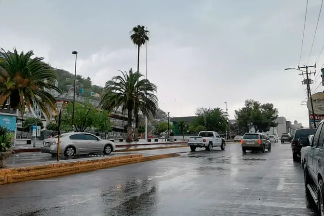 Entra frente frío con lluvias