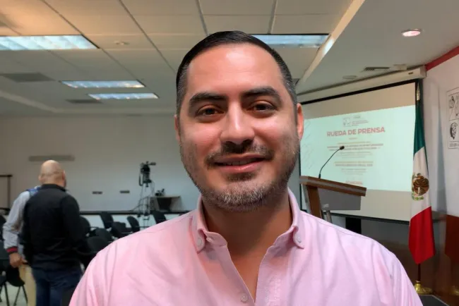 Mantendrán activo programa de becas en veda electoral