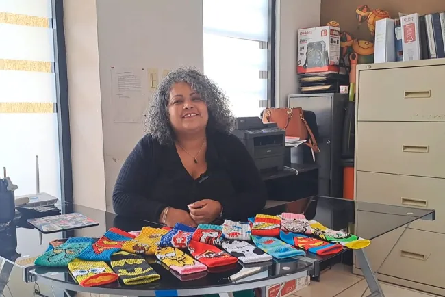 Inicia venta de calcetas dispareja en Asociación Down