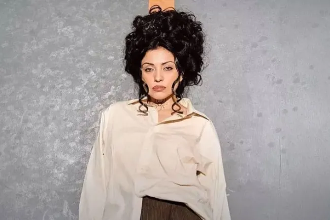 Mon Laferte inicia su gira “Autopoiética”