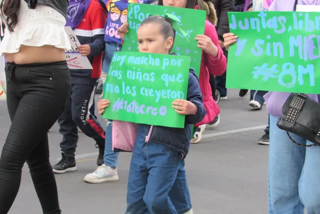 Marchan mujeres por las que ya no están