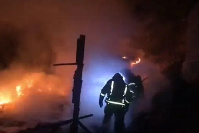Destruye incendio 2 viviendas en Nuevo Nogales