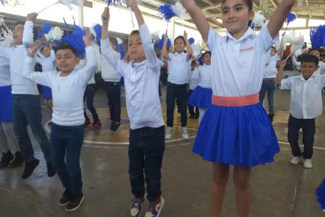 Celebran kermés de apoyo escolar en primaria Diego Rivera
