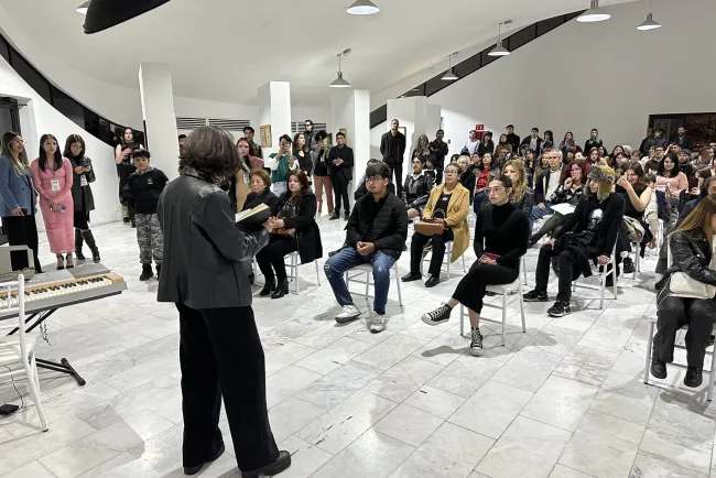 Homenajean a mujeres en “Ecos de Ellas”