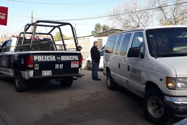 Localizan a hombre sin vida en calles de sector Álamos