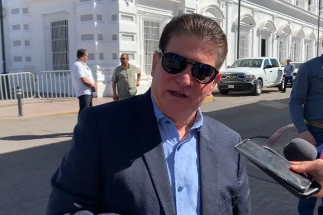 Detienen autobús en Huatabampo con 180 mil pastillas de fentanilo