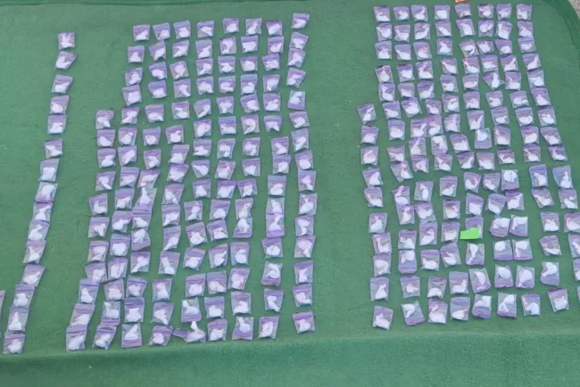 Cae sujeto con casi 3 mil dosis de metanfetamina en Nogales, Sonora