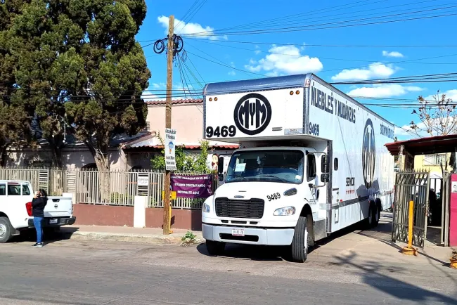 Arriba material electoral al INE en esta frontera