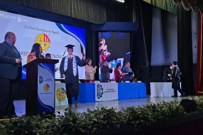 Gradúan 205 nuevos profesionales del TECNM campus Nogales