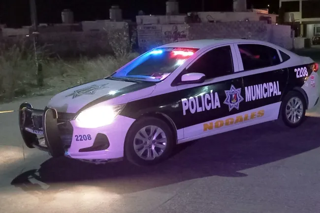 Amagan y despojan de dinero a empleado de gasolinera