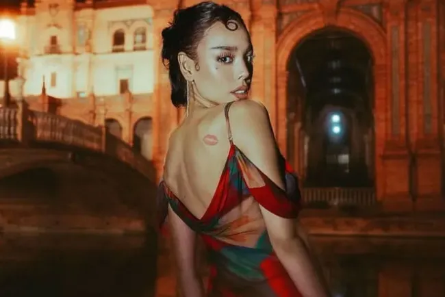 Danna Paola regresa con disco “Childstar”