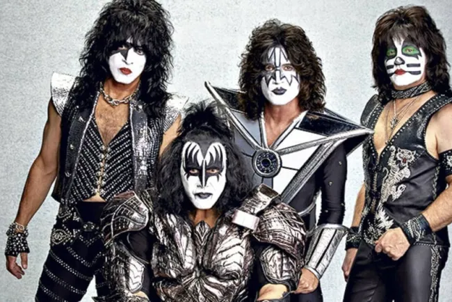 KISS vende su catálago musical