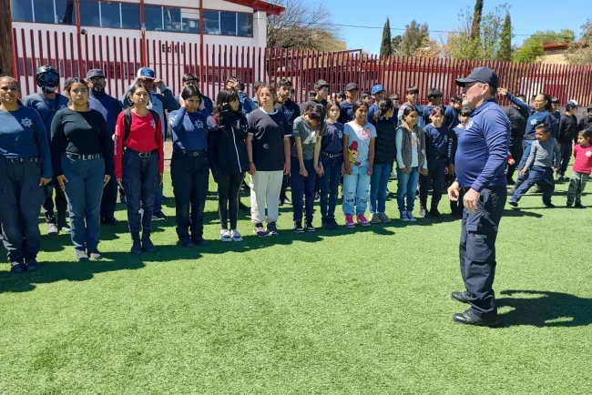Sobresalen como factores de cambio social jóvenes Heptatlón