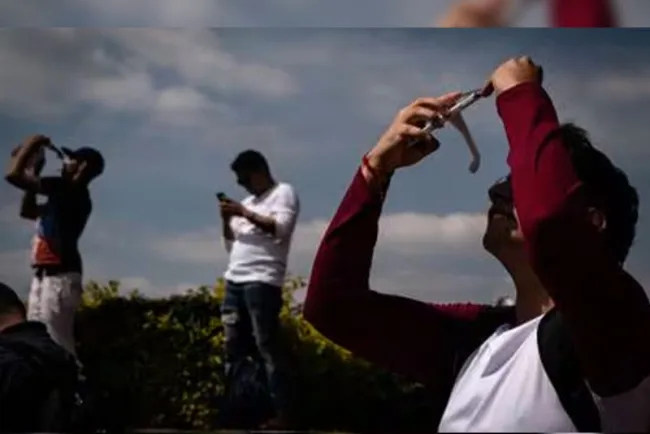 Expertos recomiendan como ver el eclipse solar