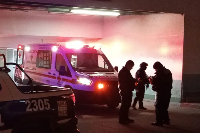 Internan a hombre después de que en un convivio le clavaron un cuchillo