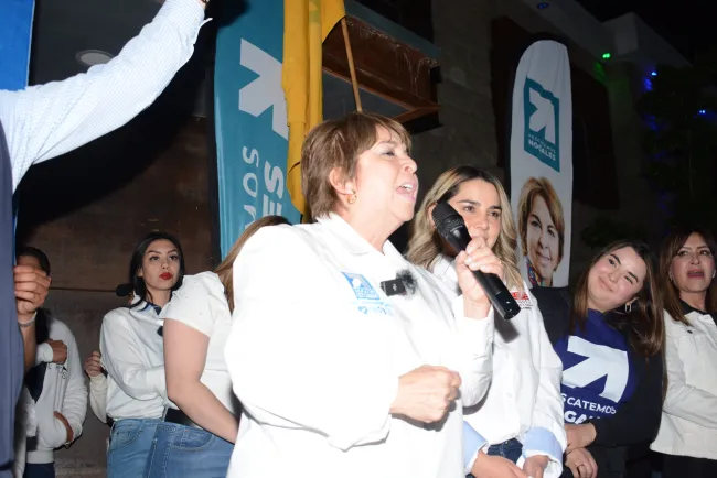 Empiezan actividades de campaña de Lety Amparano