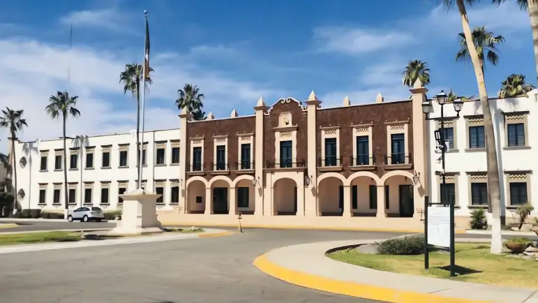 Unison abre convocatoria 2025-2: nuevas opciones educativas
