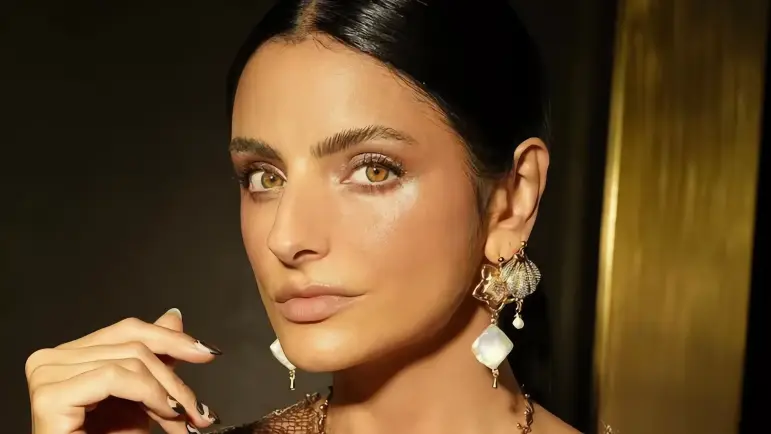 Aislinn Derbez: La verdad detrás de su ruptura con Mauricio Ochmann y "De viaje con los Derbez"
