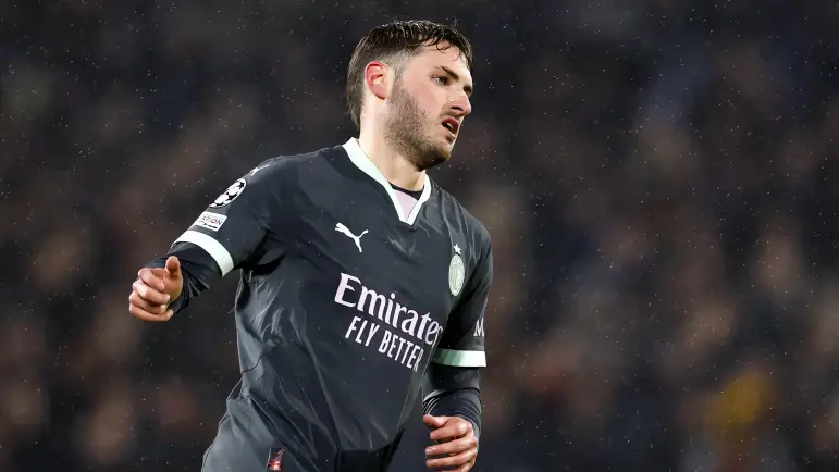 Feyenoord deslumbra y vence al Milan
