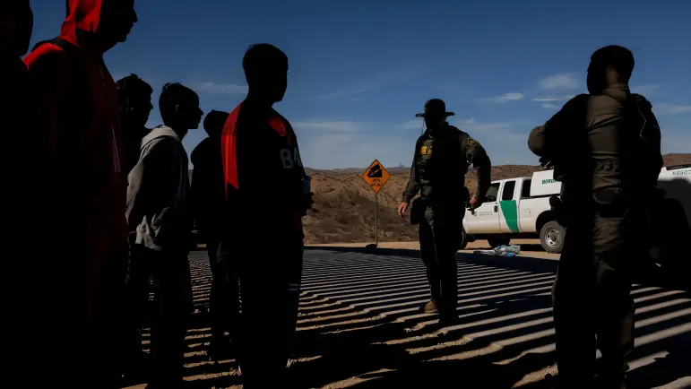 Desmantelan 94% de cruces ilegales en frontera México-EU en febrero
