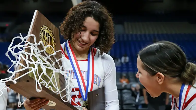 Aaliyah Chávez: La estrella emergente del baloncesto universitario de Oklahoma
