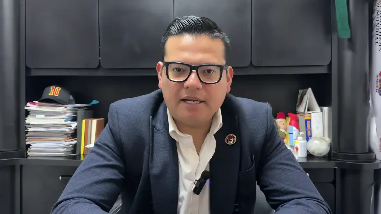 Deporte y lucha libre alegran a niños de La Mesa
