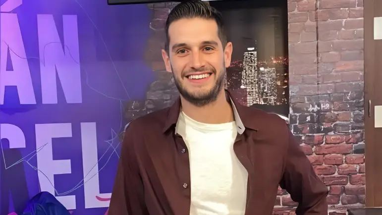 Adrián Marcelo: El precio de la fama online
